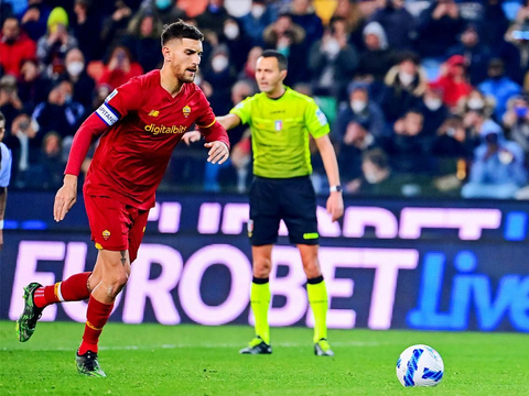 加拉塔萨雷欧冠征途：在逆境中绽放的土耳其之光